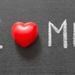 Cintai Dirimu Sendiri Sebelum Mencintai Orang Lain