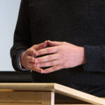 Begini Tips Lancar Berbicara di Depan Umum, Wajib Kamu Tahu