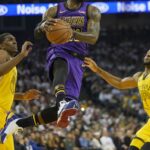 James kembali Ukir Prestasi “triple-double”, Blocking Lakers Permalukan Pistons