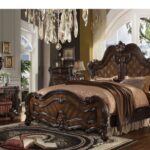 Tempat Tidur Mewah Ala Raja