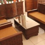 Memilih Kursi Tamu Kayu untuk Tampilan Klasik