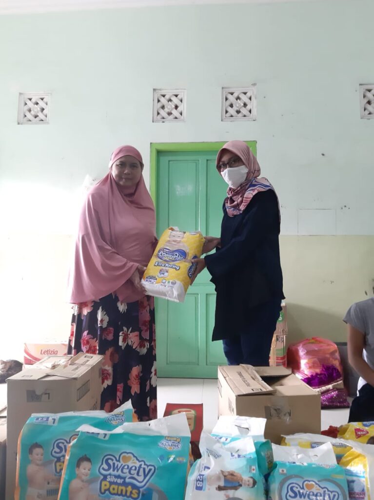 Mendekati Lebaran,Komunitas Turun Tangan Bali  Berbagi 