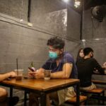 Penerapan Protokol Kesehatan di Kedai Kopi