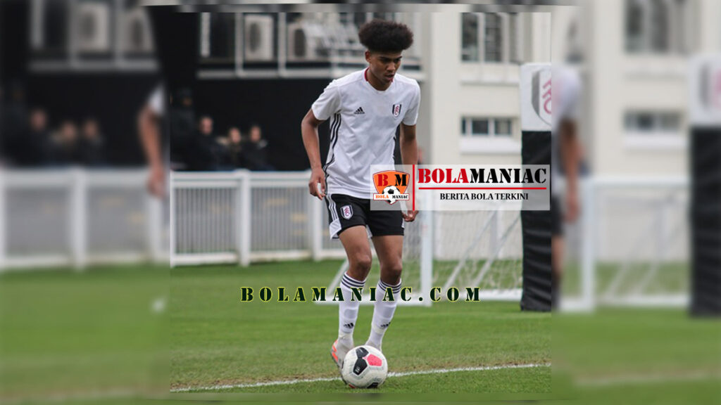 Manchester City Memantau Cody Drameh