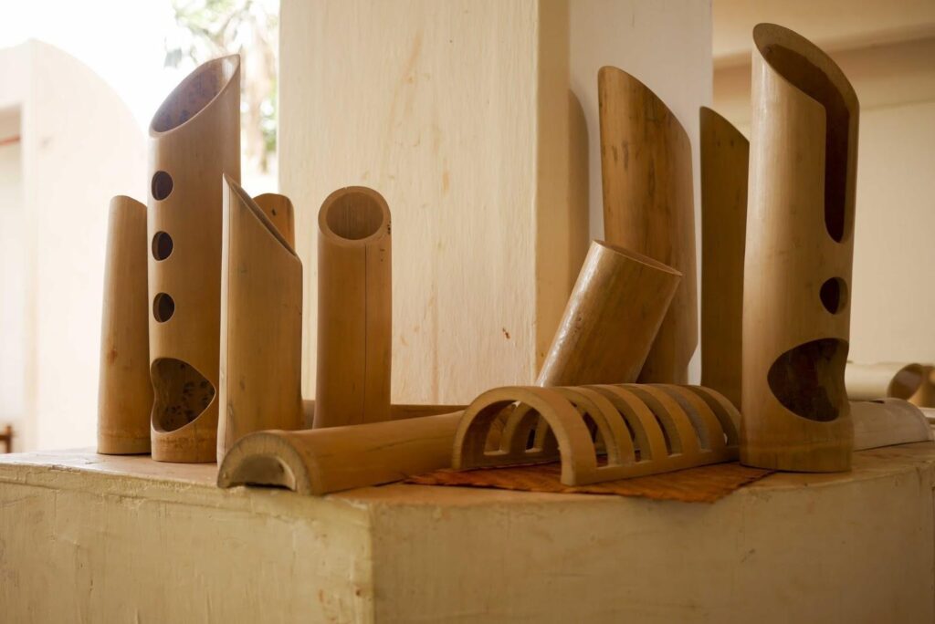 Contoh Kerajinan dari Bambu