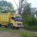 Akibat Jembatan Rusak Di Mario, Desa Muktitama, Kecamatan Baebunta Selatan Jadi Ramai Kendaraan