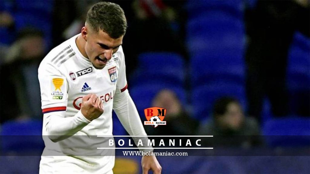 PEMIMPIN TIM LIGUE 1 MELEWATI JENDELA INFO TRANSFER PEMAIN