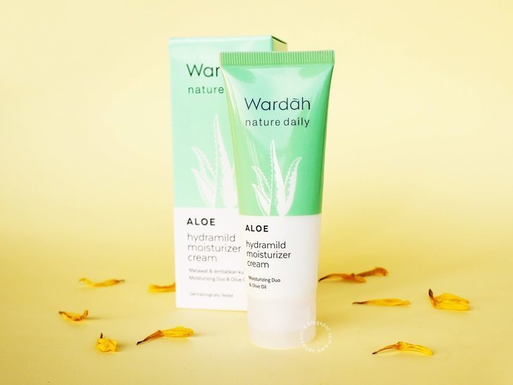 Pelembab Wardah Untuk Kulit Kering Lengkap