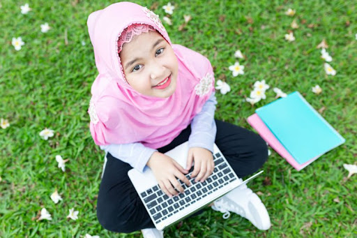 Situs Belajar Online Terbaik yang Membatumu Belajar Saat Pandemi