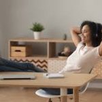 Tips Ampuh Agar Kuliah Online Tetap Asyik dan Efektif