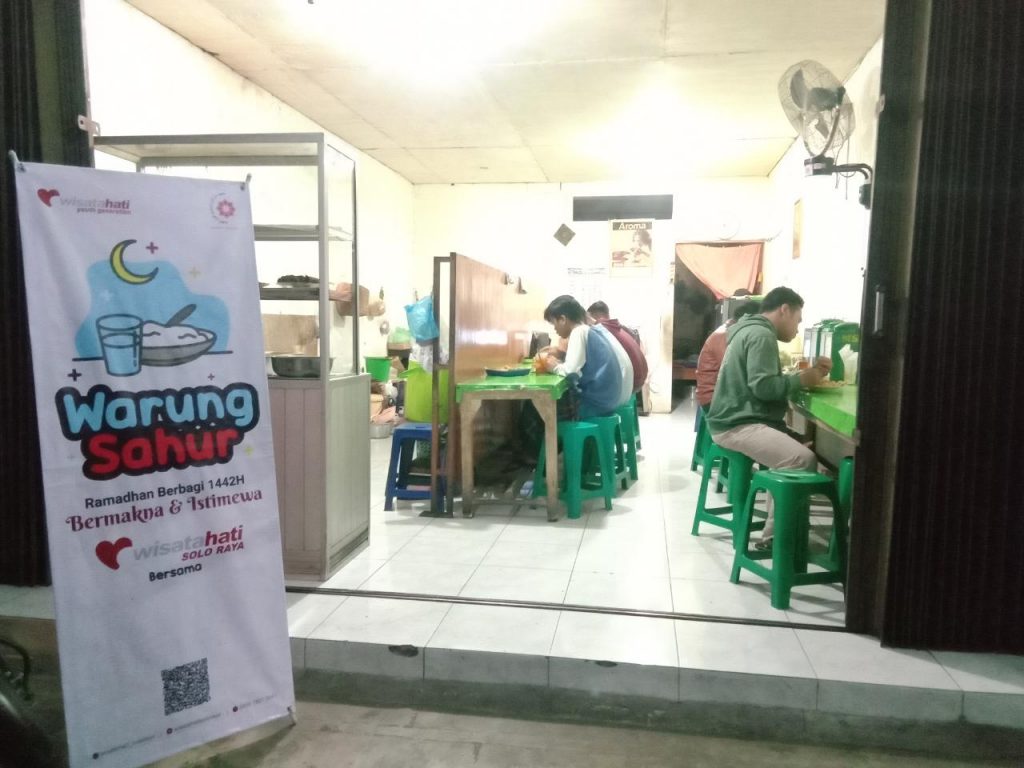 Wisatahati Soloraya Gratiskan Makanan di Warung Untuk Sahur
