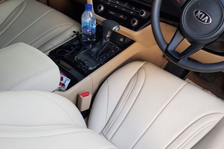 Cuma Pakai Ini ! Cara Bersihkan Jok Mobil Anda Dijamin Ampuh