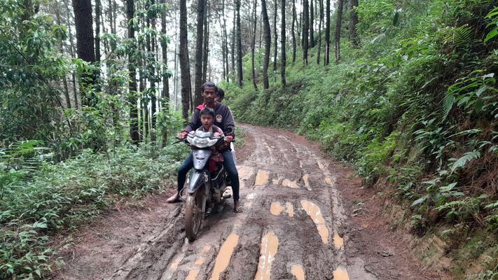 tuwon kampung di tengah hutan wonogiri