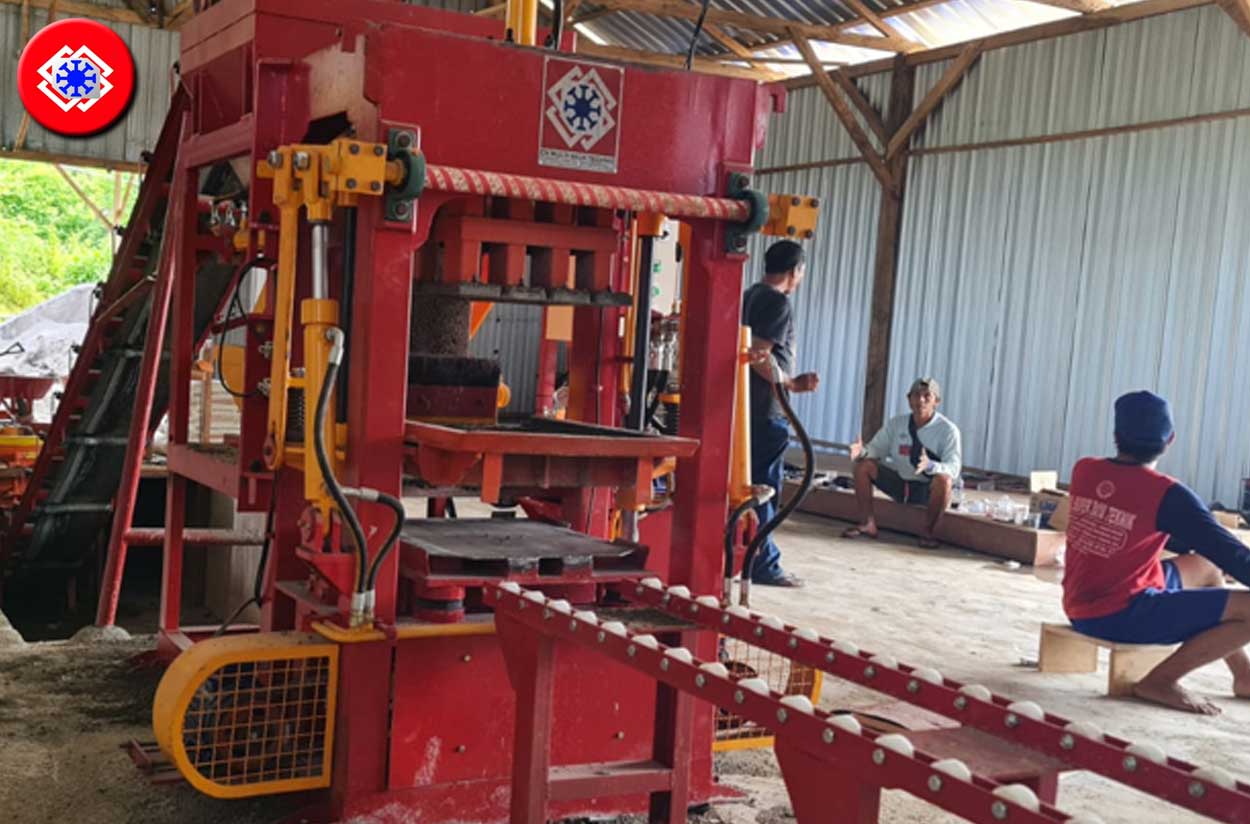 mesin cetak batako