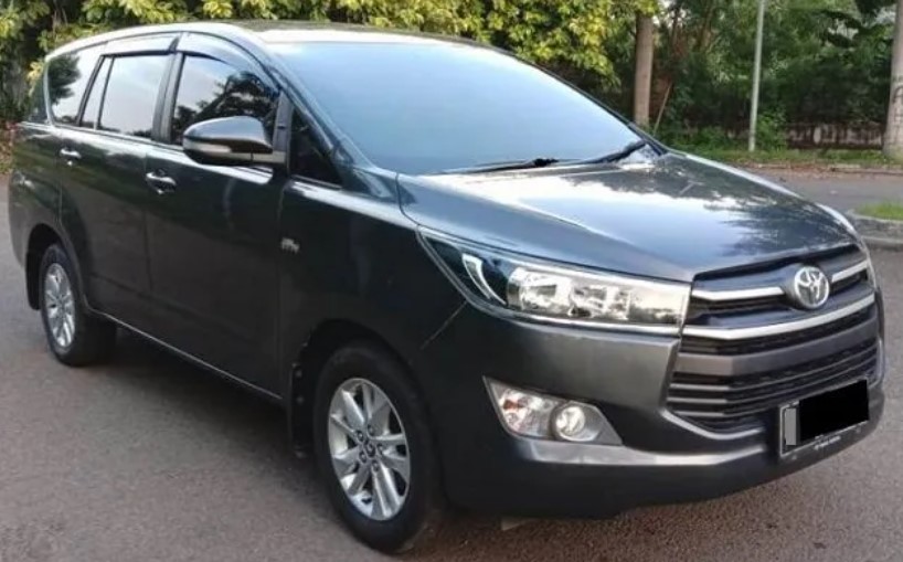 cek harga mobil bekas innova reborn