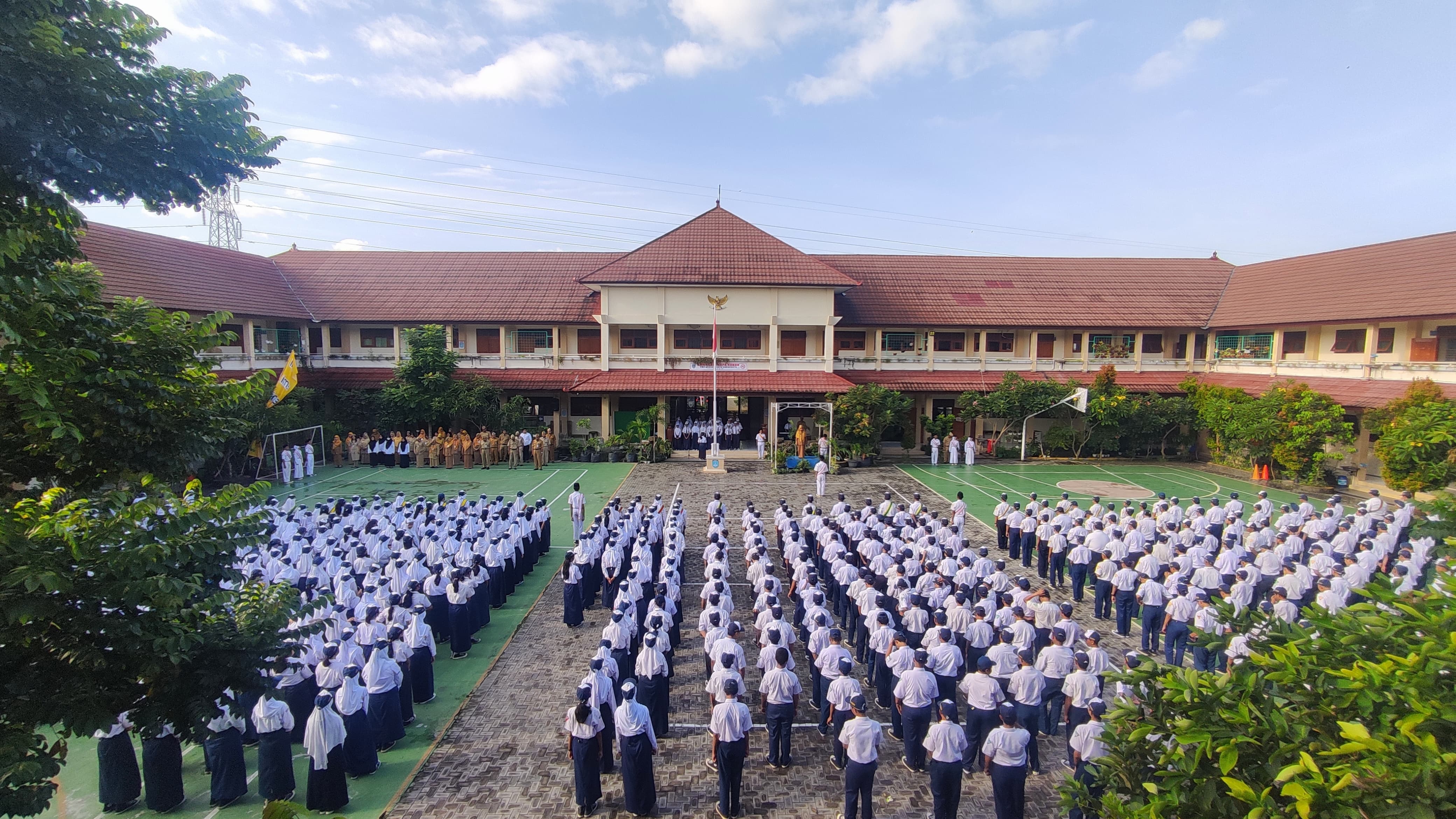 Keadaan SMPN 3 Surakarta yang asri