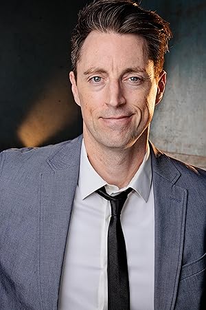 0edfd67e6b31b538c69057dfeae0324c8c3cd06d58bb149c24db0f0dfce5b618._SX300_